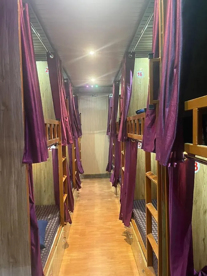 Capsule hotel Maa Gayatri Dormitory Varanasi